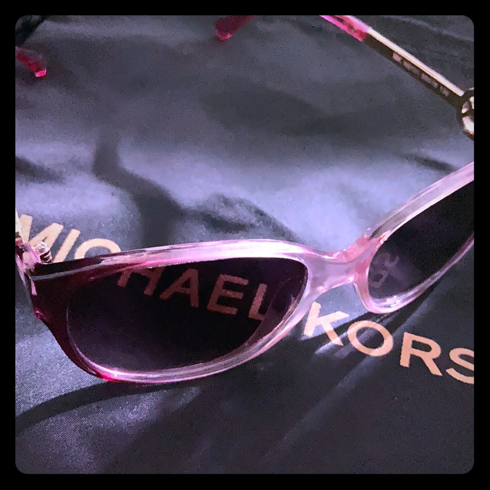 Michael Kors sunglasses M8101 Ladies Mint cond